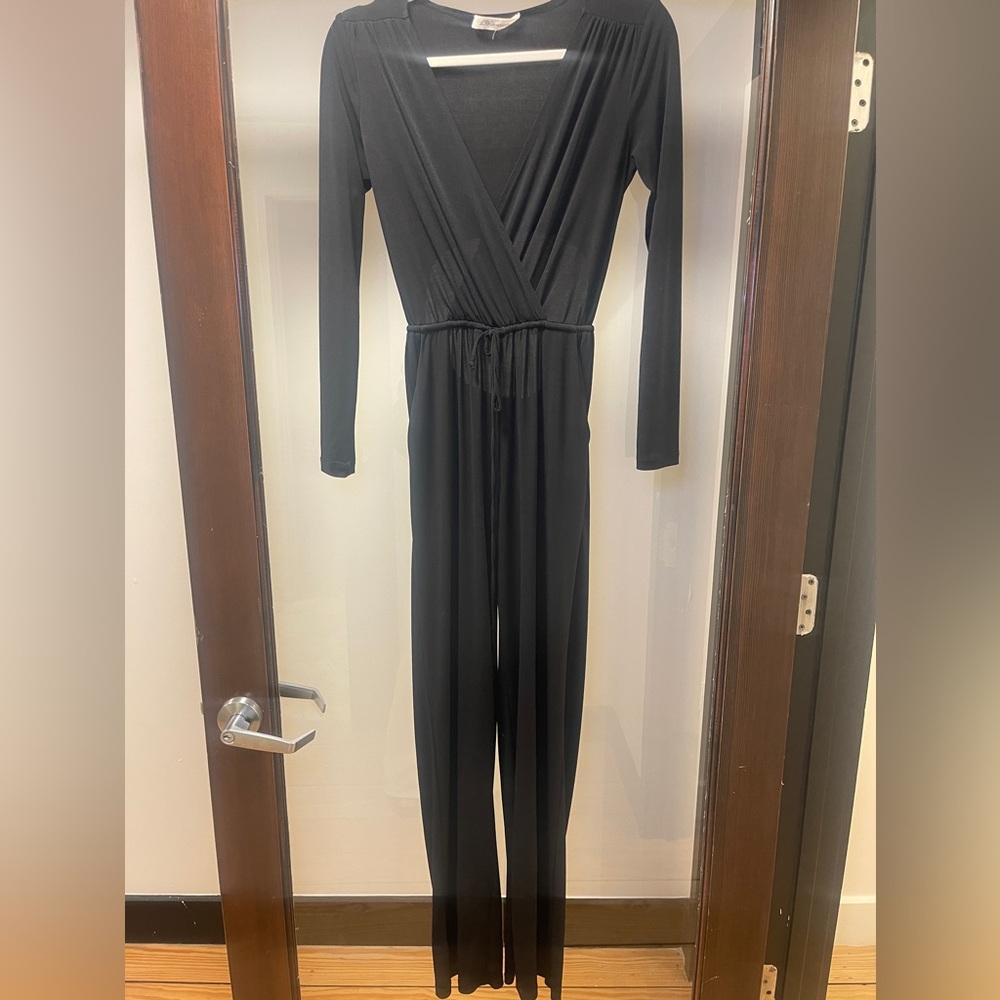 BCBGeneration Backless Jumpsuit sz XXS